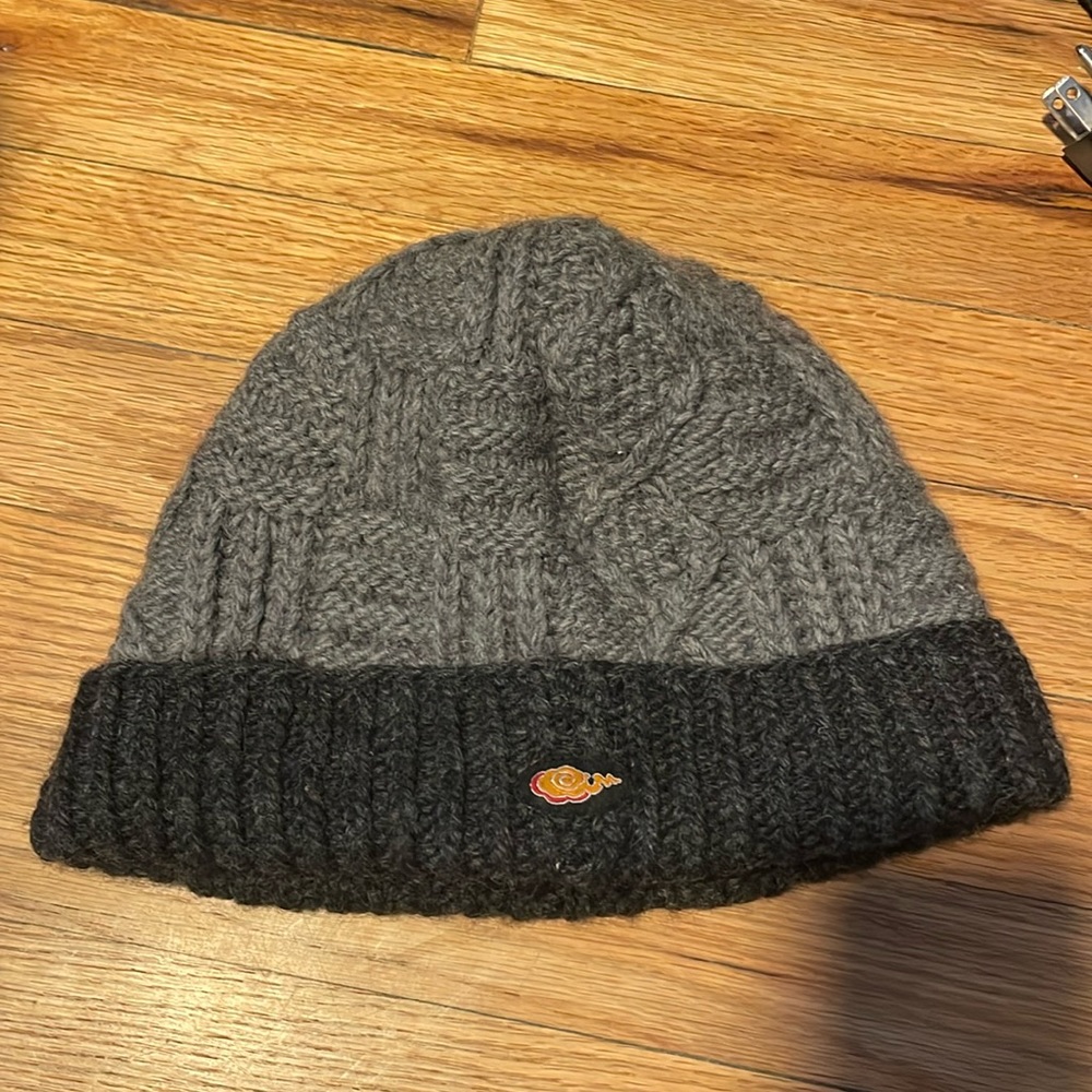 Wool Everest design hat